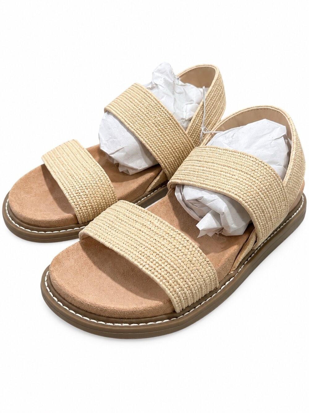 Universal Thread Women’s Size 7.5 Natural Beige Woven Strap Flat Sandals NWT